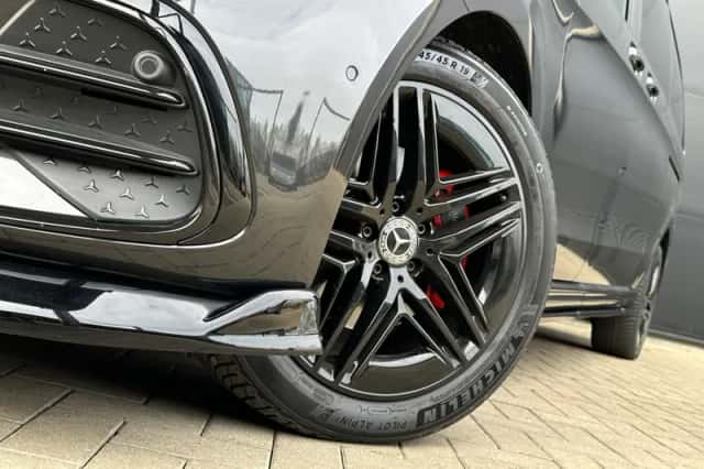 Mercedes-Benz V-Klasse (2024) thumbnail 2