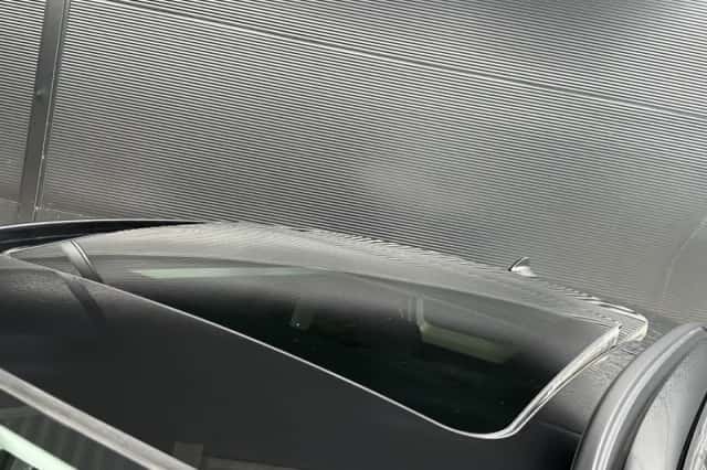 BMW 3-Serie (2010) thumbnail 2