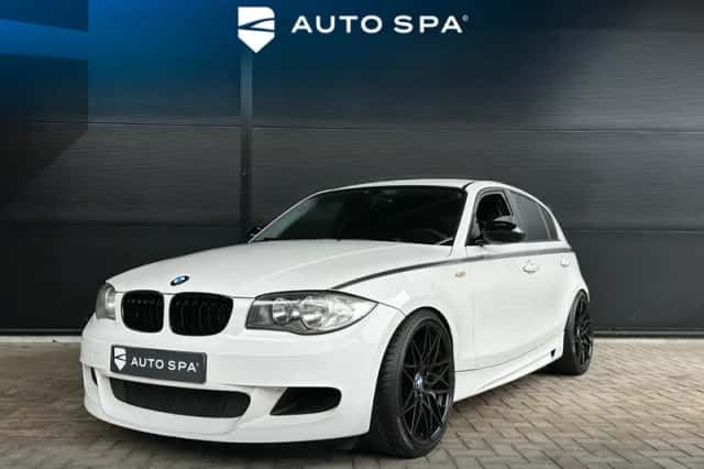 BMW 1-Serie (2008) thumbnail 1