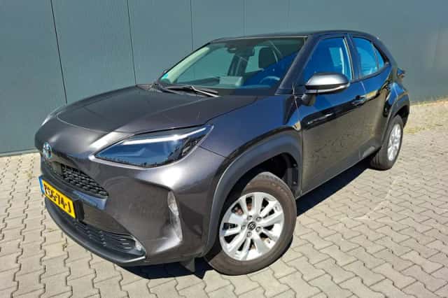 Toyota Yaris Cross (2023) thumbnail 1