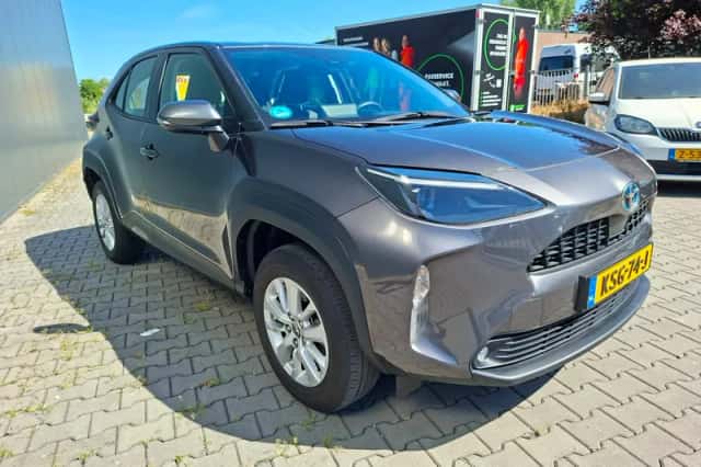 Toyota Yaris Cross (2023) thumbnail 2