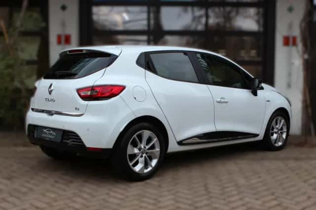 Renault Clio (2014) thumbnail 4