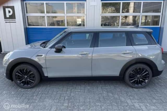 MINI Clubman (2019) thumbnail 2