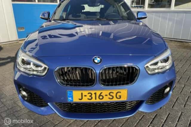 BMW 1-Serie (2015) thumbnail 4