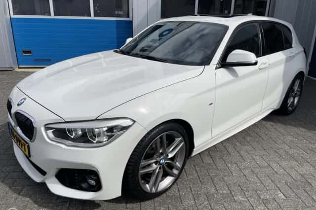 BMW 1-Serie (2016) thumbnail 1