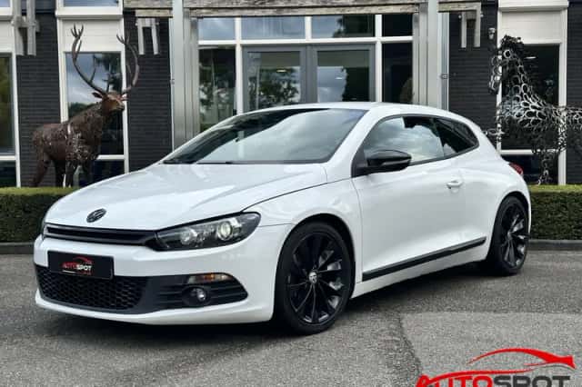 Volkswagen Scirocco (2009) thumbnail 1
