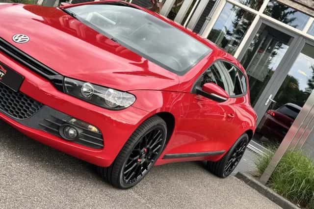 Volkswagen Scirocco (2009) thumbnail 5
