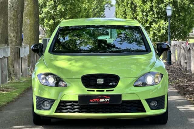 SEAT Leon (2010) thumbnail 4