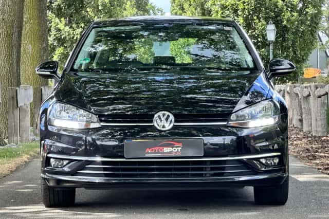 Volkswagen Golf (2018) thumbnail 6