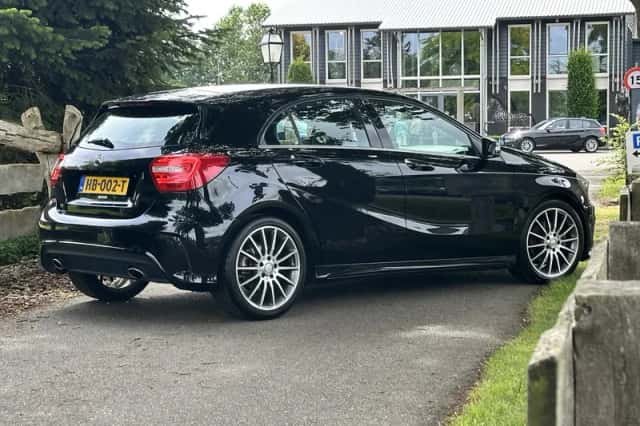 Mercedes-Benz A-Klasse (2015) thumbnail 3