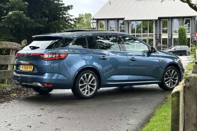 Renault Mégane (2017) thumbnail 4