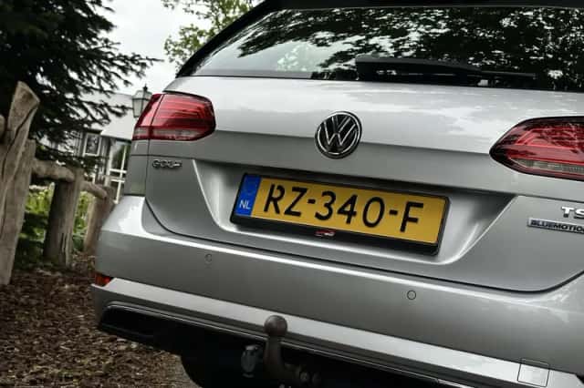 Volkswagen Golf (2018) thumbnail 5