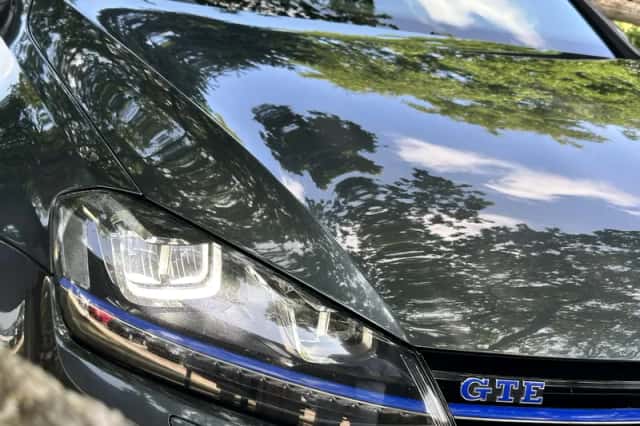 Volkswagen Golf (2015) thumbnail 3