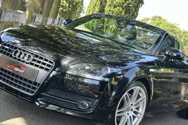 Audi TT (2010) thumbnail 2