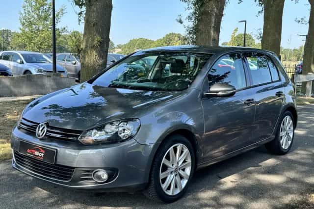 Volkswagen Golf (2011) thumbnail 6
