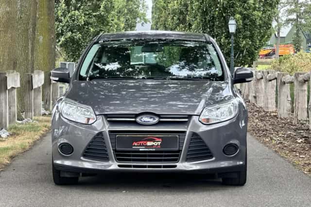 Ford Focus (2012) thumbnail 6