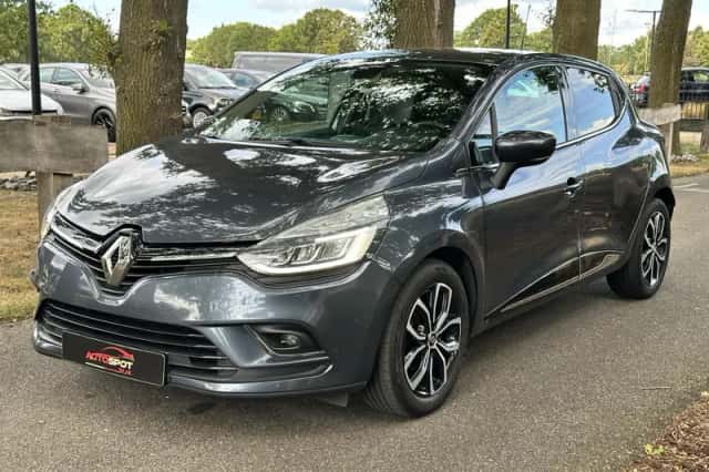 Renault Clio (2019) thumbnail 5