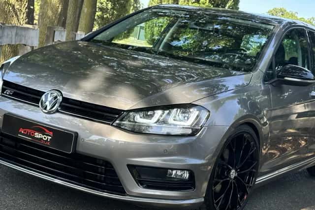 Volkswagen Golf (2015) thumbnail 2