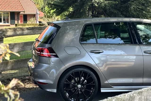 Volkswagen Golf (2015) thumbnail 4