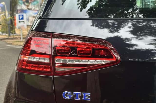 Volkswagen Golf (2015) thumbnail 5