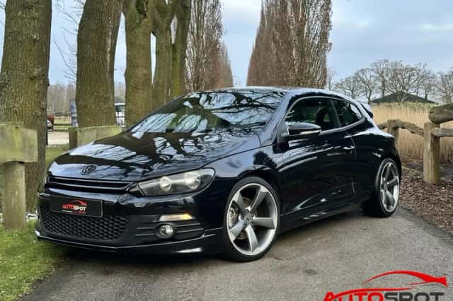 Volkswagen Scirocco (2009) thumbnail 1