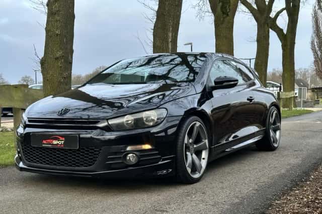 Volkswagen Scirocco (2009) thumbnail 6