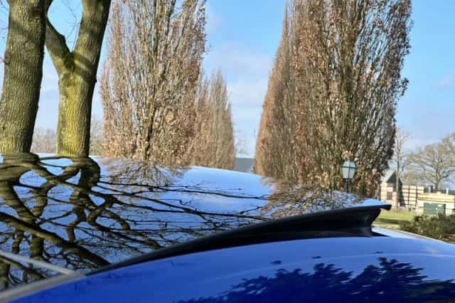 Volkswagen Scirocco (2011) thumbnail 4