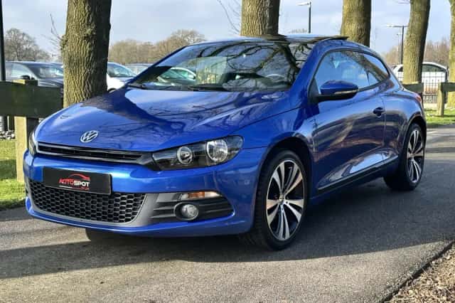 Volkswagen Scirocco (2011) thumbnail 6