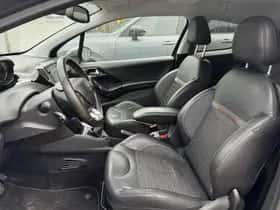 Peugeot 208 (2013) thumbnail 3