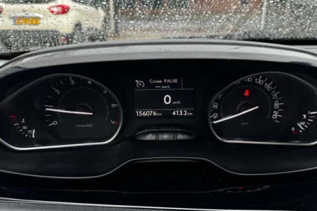 Peugeot 208 (2013) thumbnail 6