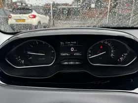 Peugeot 208 (2013) thumbnail 6