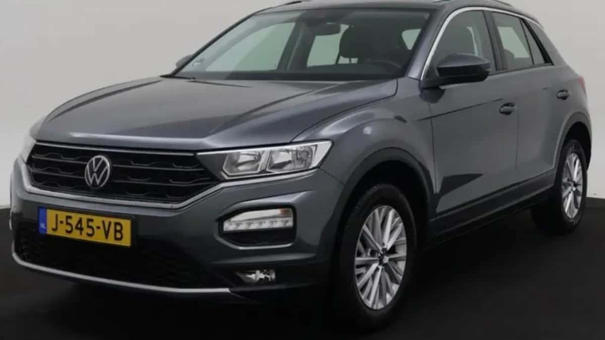 Volkswagen T-Roc — foto 1
