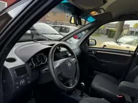 Opel Meriva (2007) thumbnail 4