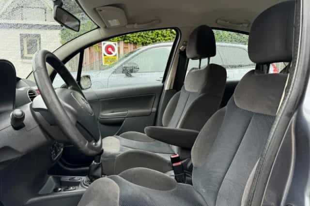 Citroën C3 (2009) thumbnail 4