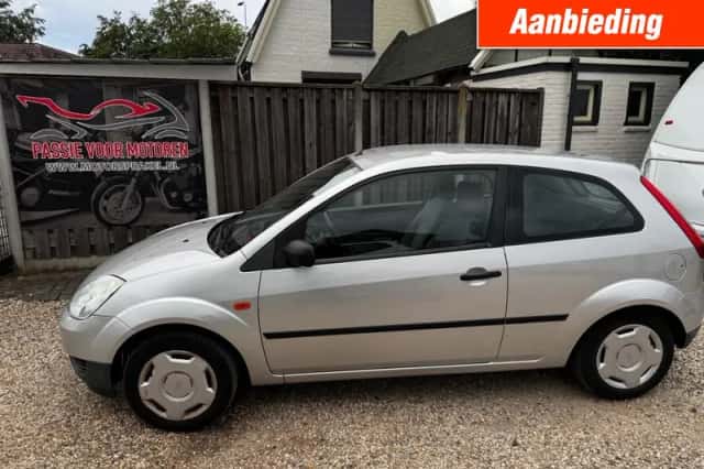 Ford Fiesta (2003) thumbnail 1