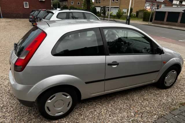 Ford Fiesta (2003) thumbnail 4