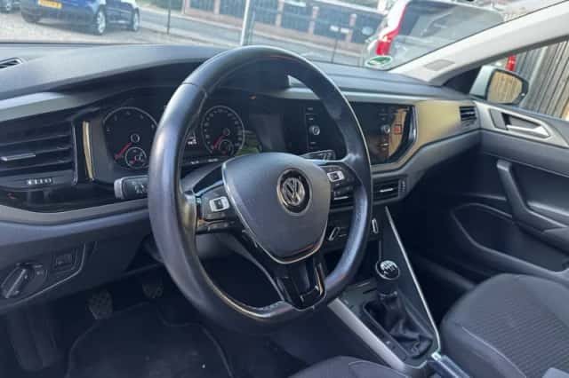 Volkswagen Polo (2020) thumbnail 4
