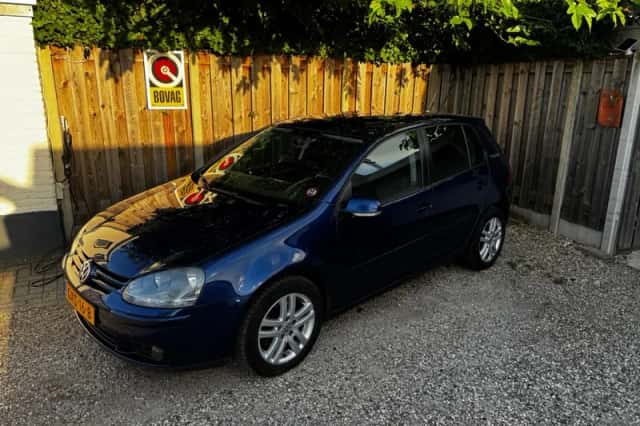 Volkswagen Golf (2007) thumbnail 2