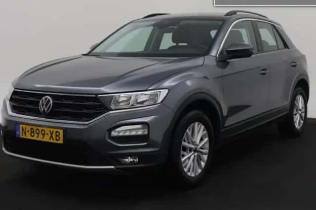 Volkswagen T-Roc (2021) thumbnail 1