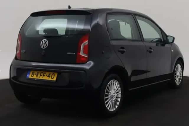Volkswagen Up (2013) thumbnail 2