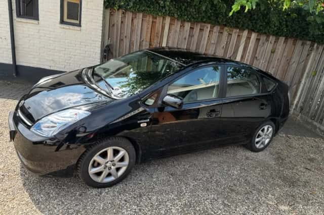Toyota Prius (2009) thumbnail 2