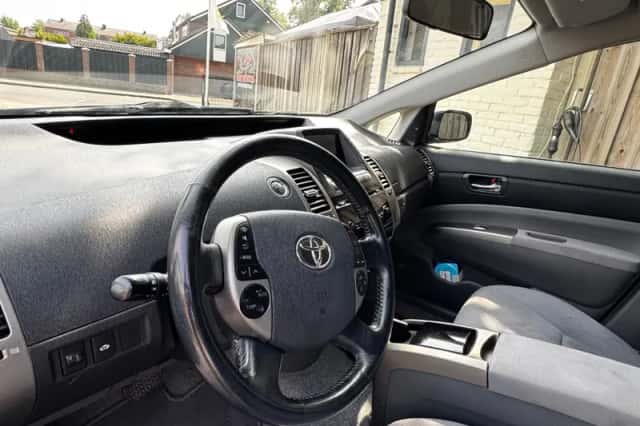 Toyota Prius (2009) thumbnail 4