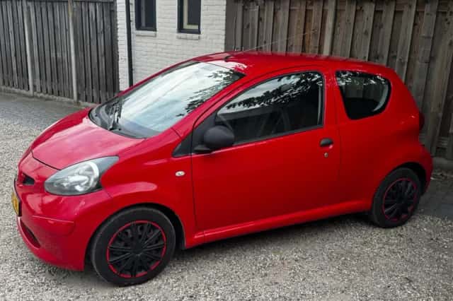 Toyota Aygo (2008) thumbnail 3