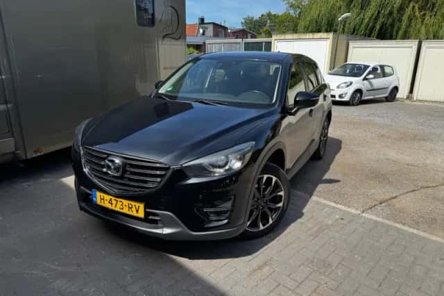 Mazda CX-5 (2015) thumbnail 2