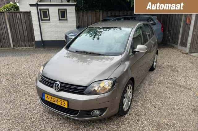 Volkswagen Golf (2009) thumbnail 1