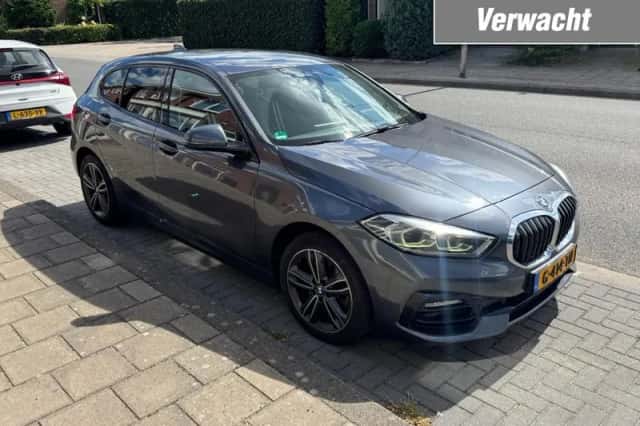 BMW 1-Serie (2019) thumbnail 1