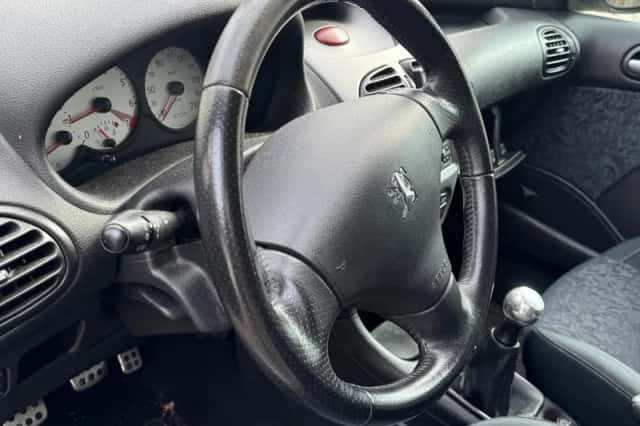 Peugeot 206 (2003) thumbnail 5