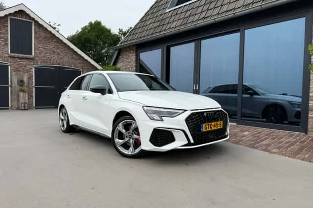 Audi A3 (2021) thumbnail 1