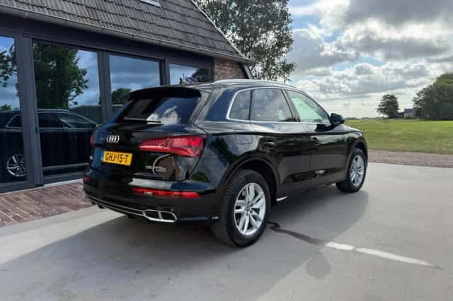 Audi Q5 (2020) thumbnail 3