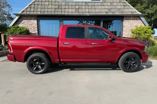 Dodge RAM (2015) thumbnail 2